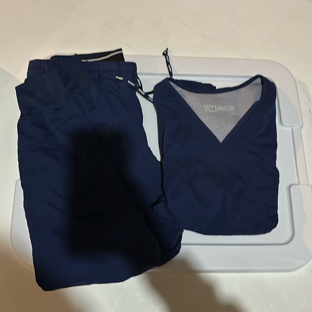 Greys anatomy scrub set